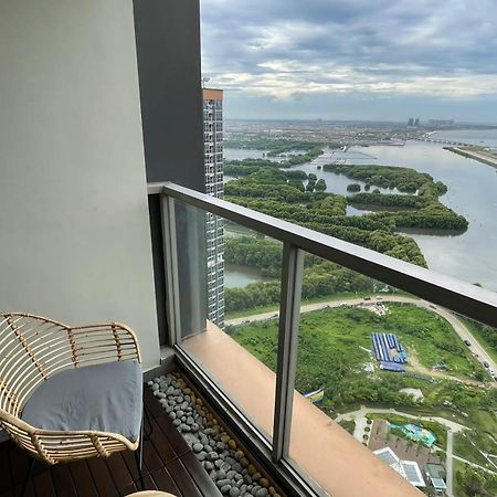 Gold Coast Apartemen Pik By Dluxx Jakarta Exterior photo
